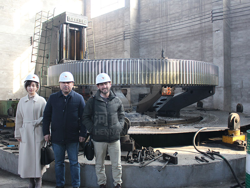 烏茲別克客戶參觀安陽廠區